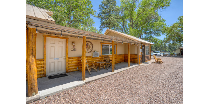 Lodging with Lake Front Views